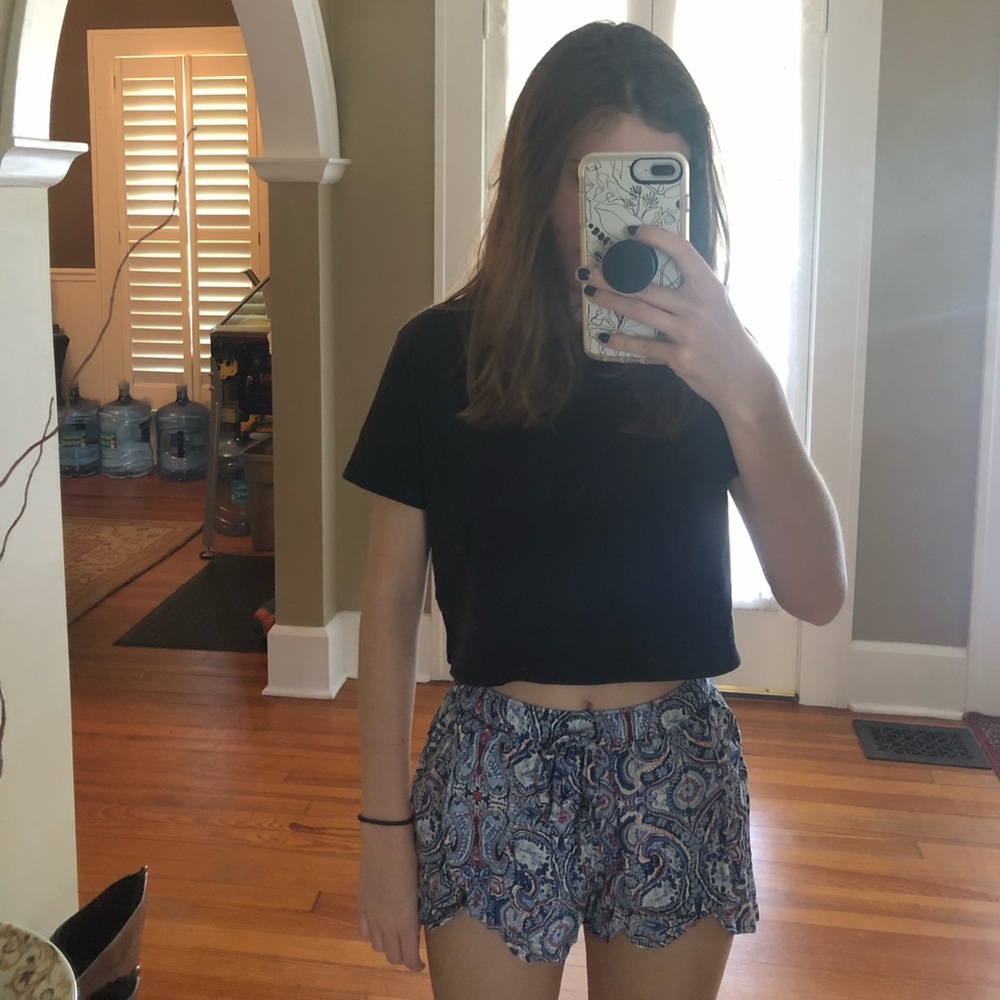 Hollister Paisley Pattern Tulip Shorts